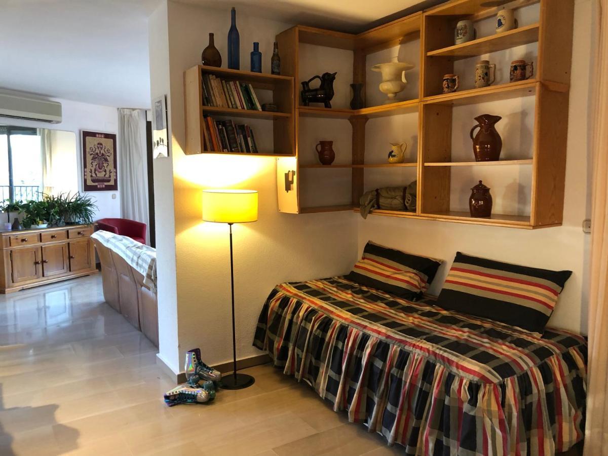 Loft Acogedor Con Terraza Y Parking En El Centro Apartment Huesca Exterior photo